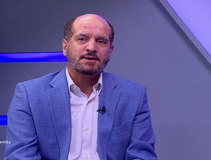 ���� ����